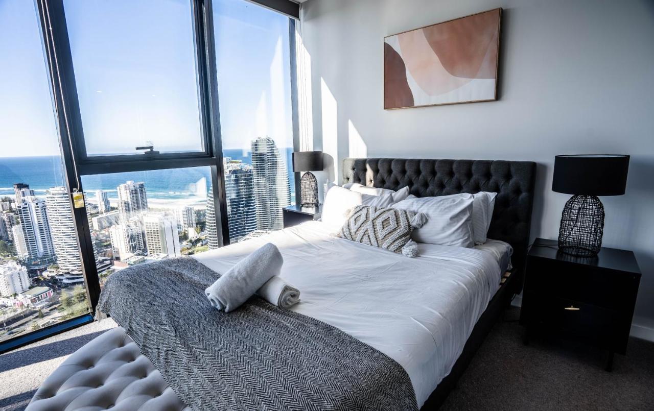 First Class 2 Bedroom Oceanview Luxurious Apartment Broadbeach Casino Gold Coast Next To Pacific Fair - Gc48 Exterior photo